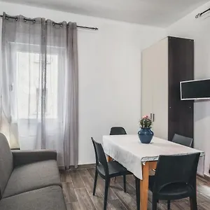  Nocleg ze śniadaniem Bulldog Station With Private Wc, Ac, Tv